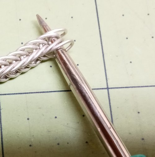 Judy Larson's Double Foxtail Chain - , Wire Jewelry Design, Making Chain, Chain Making , Loops, Wire Loop, Wrapped Wire Loop, repeat the process